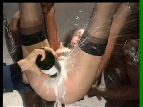 Champagne anal squirt